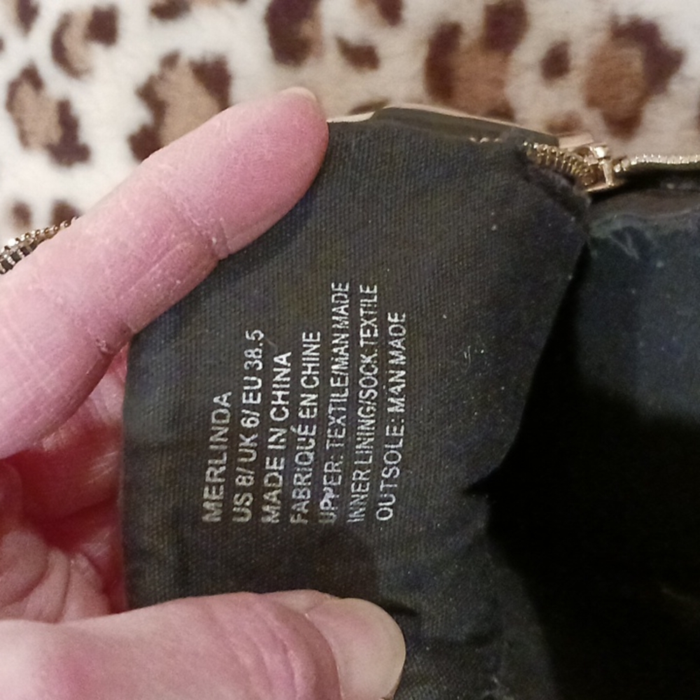 FINAL PRICE before donate! ShoeDazzle Sz 8 Leopard Hidden Wedge Tennis shoes - Picture 7 of 16